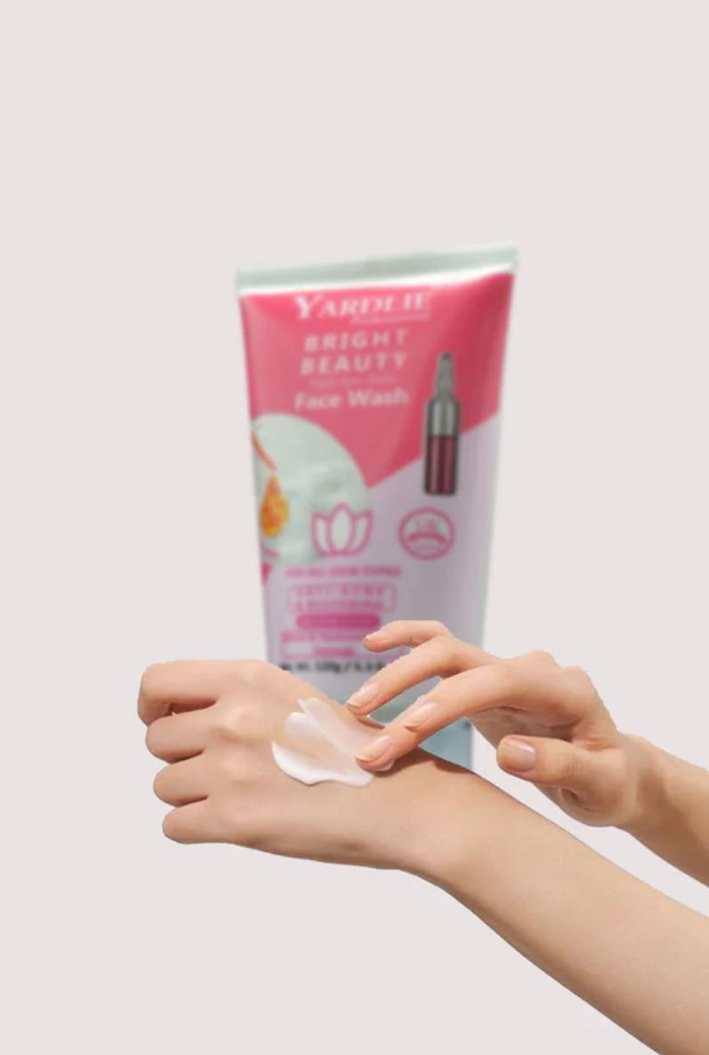 Yardlie Bright Beauty Face Wash with Dengen Serum 120g