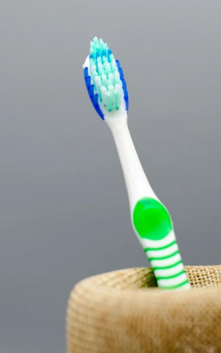 Yardlie Perkins 3D White Fresh Toothbrush – Advanced Whitening for a Brilliant, Fresh Smile