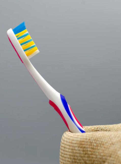 Yardlie Perkins Extra Clean Toothbrush – Deep Clean for a Fresher, Healthier Smile